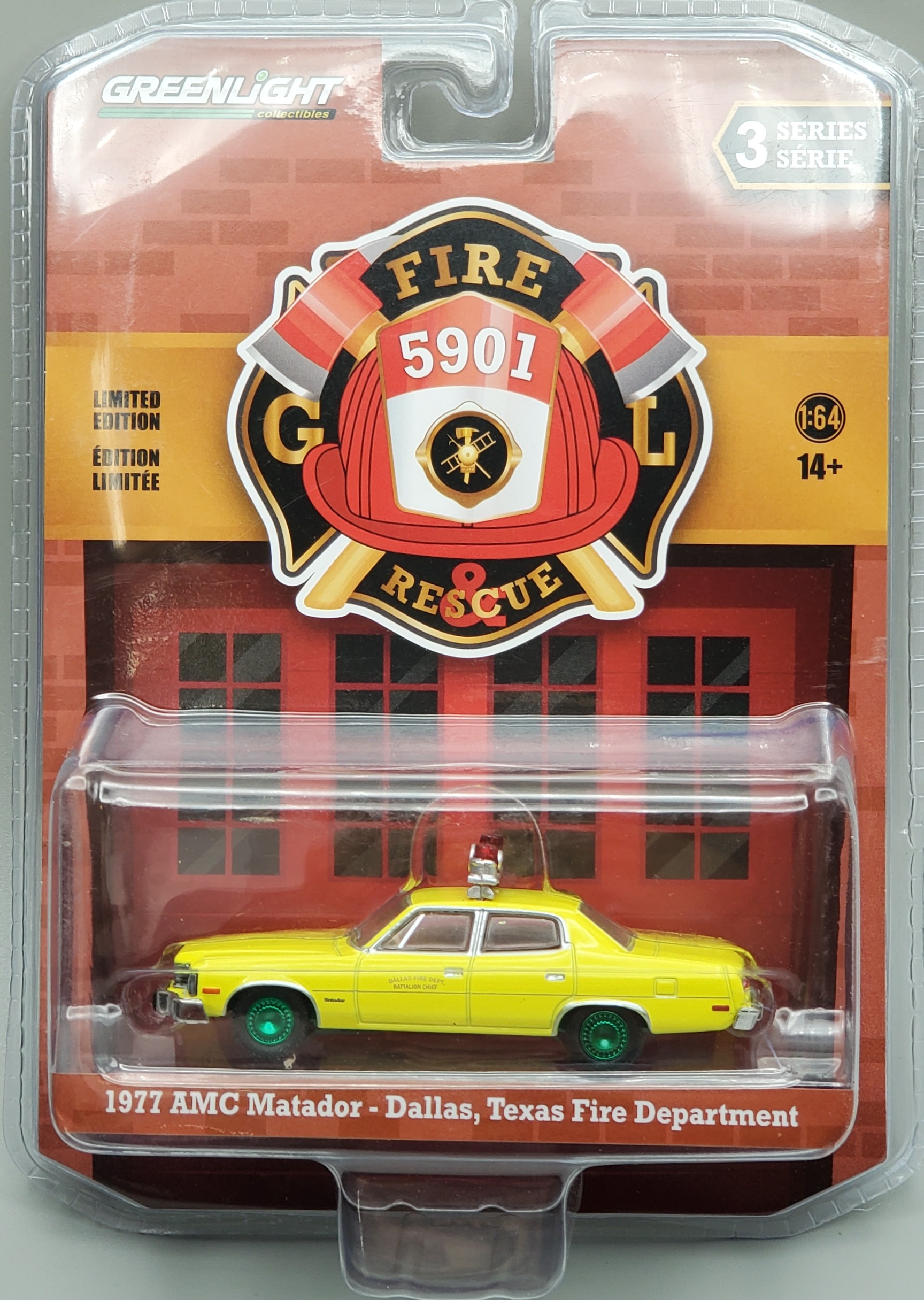 GreenLight 1:64 Fire &amp; Rescue 3, 1977 AMC Matador Dallas TX Fire Dept, Nuovo In Scatola