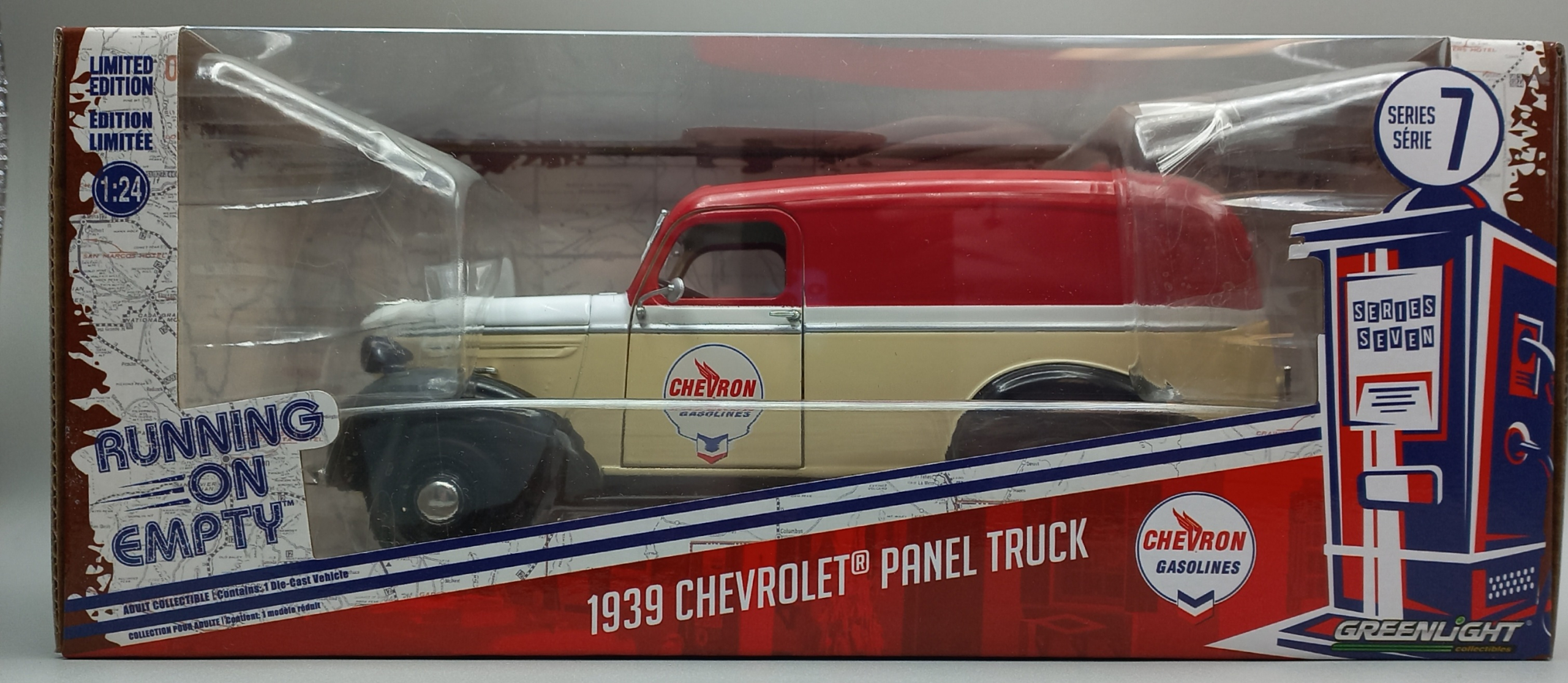 Greenlight Running On Empty 1:24 Series 7 - 1939 Chevrolet Panel